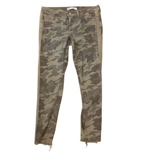 Zara Camouflage Skinny Jeans Size 8